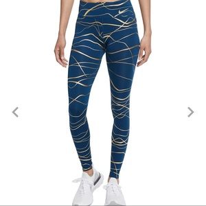 *SOLD* Nike Women's Icon Clash Fast Running Tights